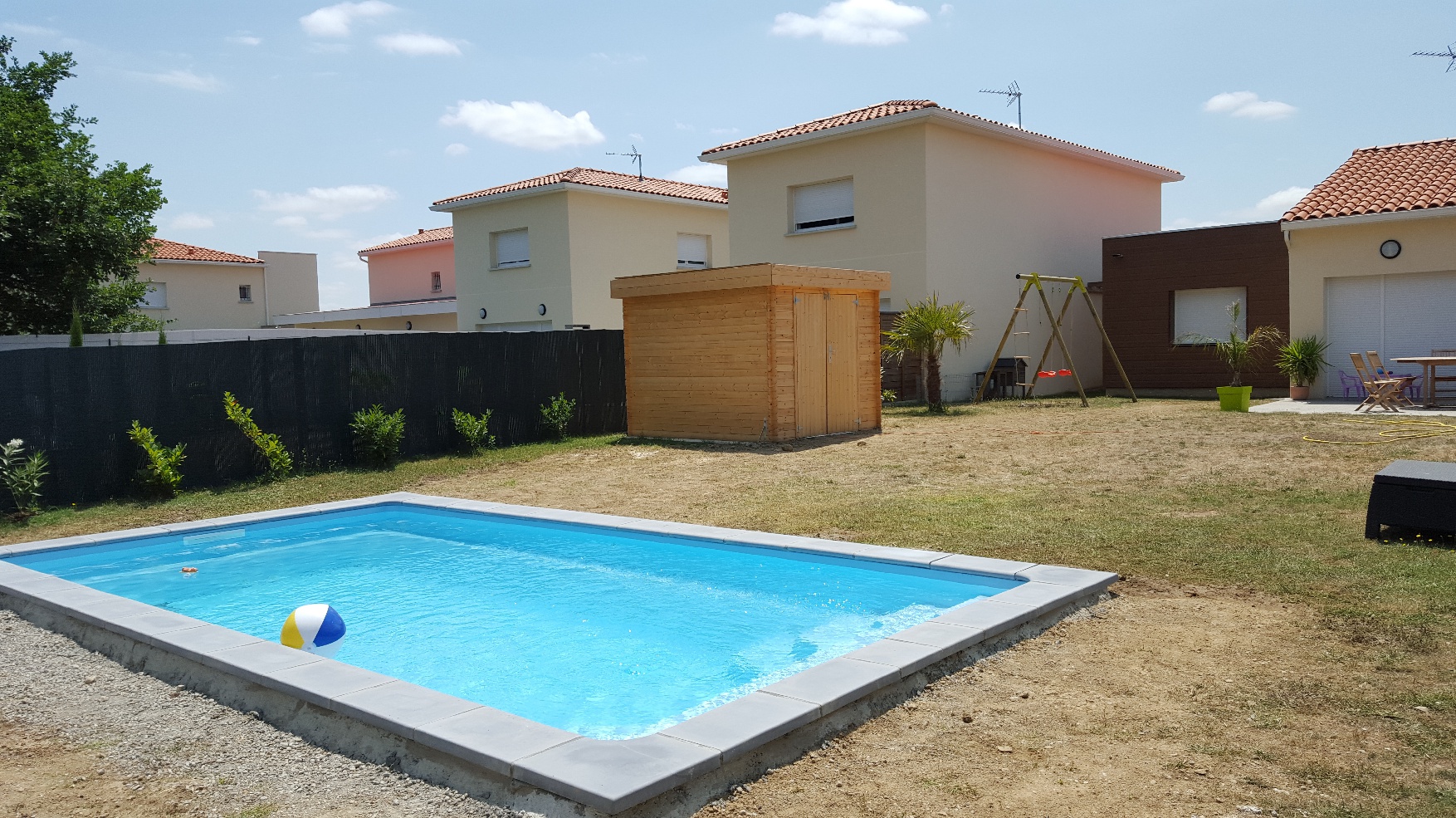 hydrazur piscines installation construction piscine coque polyester Toulouse haute Garonne midi Pyrénées 31 32 81 82 09 liner volet couverture automatique bâche à barres traitement automatique électrolyse régulateur de ph pompe spa piscine pompe à chaleur margelles dalles piscine moquette de pierre pool house local technique