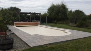 hydrazur piscines 0629592375 75035097700013 10 rue marat 31270 frouzins installation construction piscine coque polyester Toulouse saint gaudens haute Garonne midi Pyrénées ariège gers tarn tarne et garonne 31 32 81 82 09 liner volet couverture automatique bâche à barres traitement automatique électrolyse régulateur de ph pompe spa piscine filtre à sable verre pompe à chaleur margelles dalles piscine moquette de pierre pool house local technique