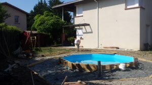 piscine bois semi enterrée haute garonne