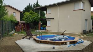 piscine bois semi enterrée haute garonne