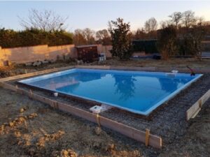 hydrazur piscines 0629592375 75035097700013 10 rue marat 31270 frouzins installation construction piscine coque polyester Toulouse saint gaudens haute Garonne midi Pyrénées ariège gers tarn tarne et garonne 31 32 81 82 09 liner volet couverture automatique bâche à barres traitement automatique électrolyse régulateur de ph pompe spa piscine filtre à sable verre pompe à chaleur margelles dalles piscine moquette de pierre pool house local technique