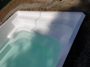 Installation piscine coque polyester Tournefeuille 31170 Haute Garonne 31 Toulouse