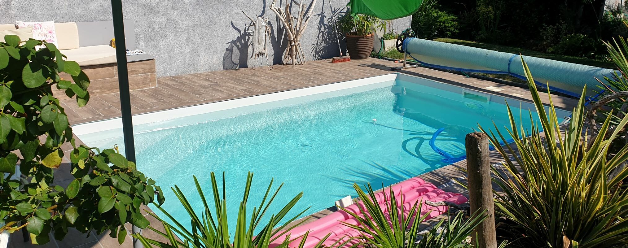 installation piscine coque polyester