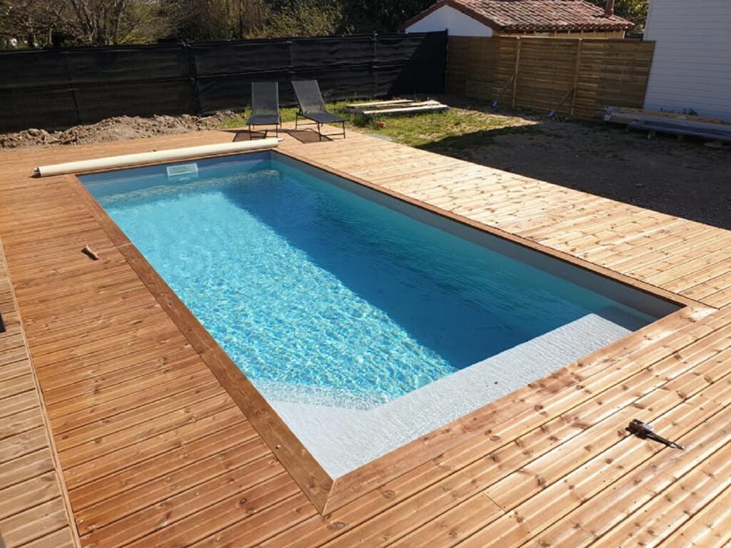 Piscine coque polyester Toulouse 31