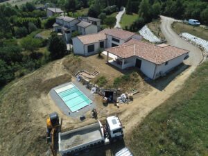 hydrazur piscines 0629592375 RCS 84127747800019 119 Route d'Espagne 31120 Portet Sur Garonneinstallation construction piscine coque polyester Toulouse saint gaudens haute Garonne midi Pyrénées ariège gers tarn tarne et garonne 31 32 81 82 09 liner volet couverture automatique bâche à barres traitement automatique électrolyse régulateur de ph pompe spa piscine filtre à sable verre pompe à chaleur margelles dalles piscine moquette de pierre pool house local technique